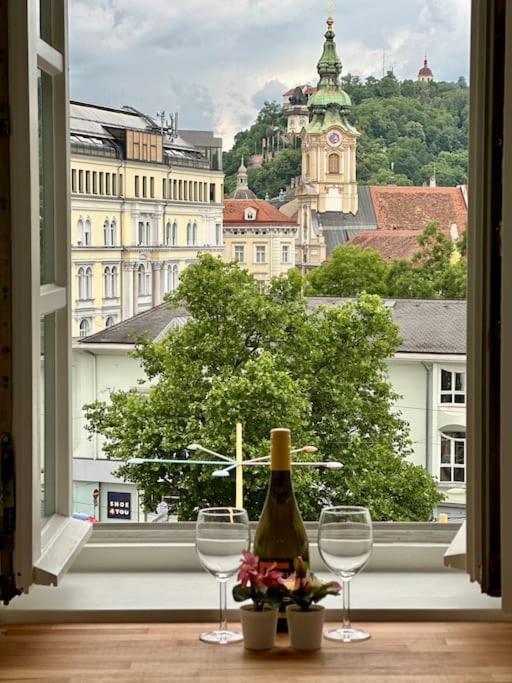 Ferienwohnung Panorama Schlossberg & Jacuzzi Graz Exterior foto